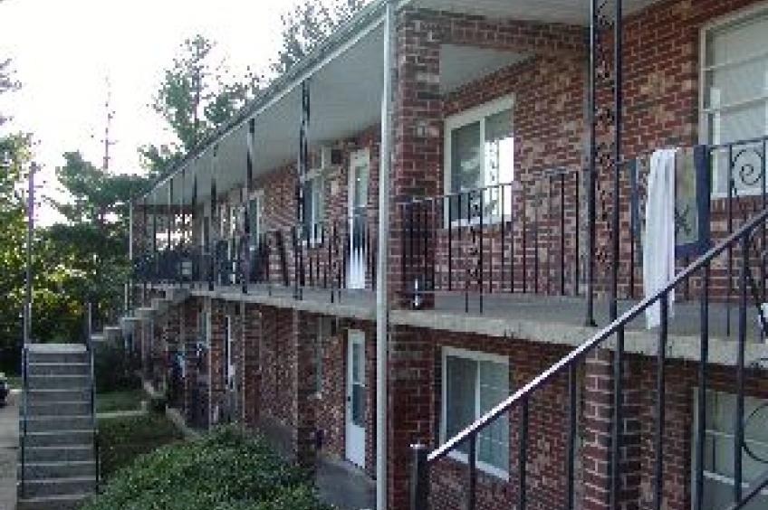 301 W. Watts Street Apt 4
